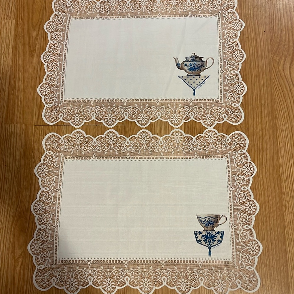 Teapot placemats (2)